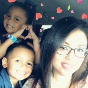 Meet your Posher, Edith